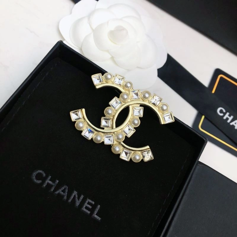 Premium Chanel Brooches 230308