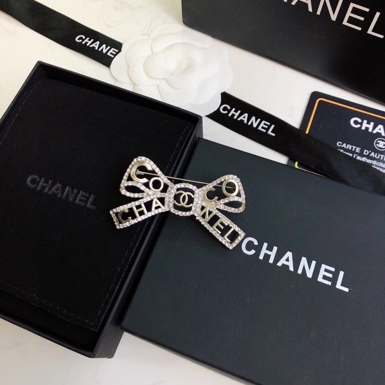 Chanel Brooches Youthful 230281