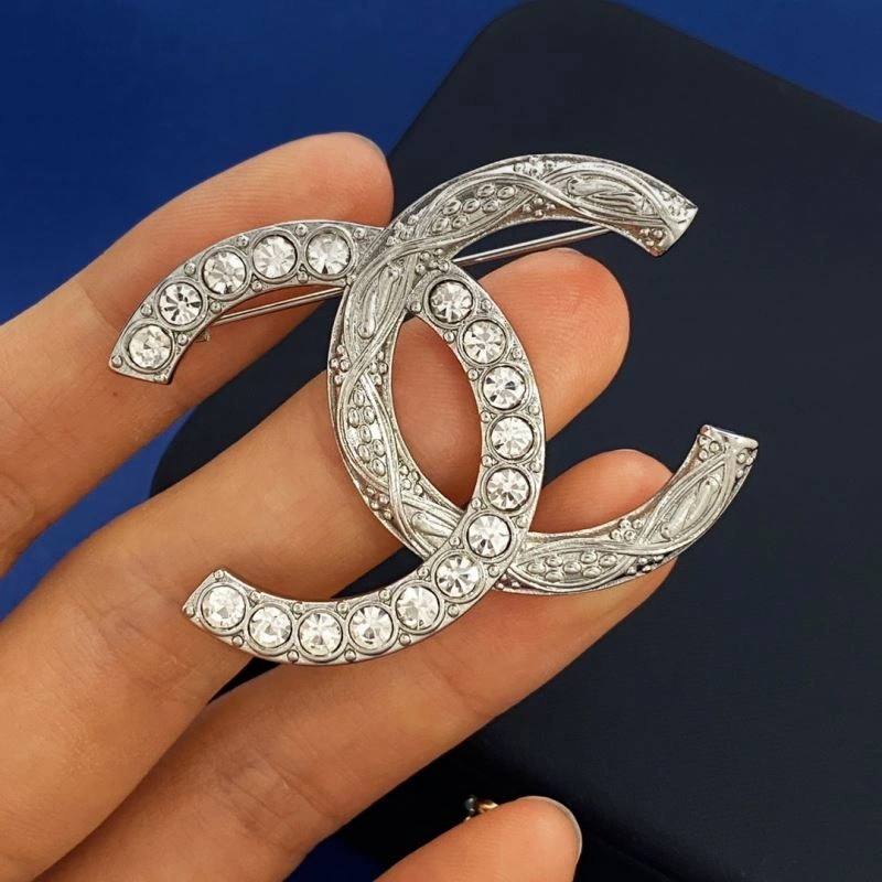 Chanel Brooches Tailored 230316