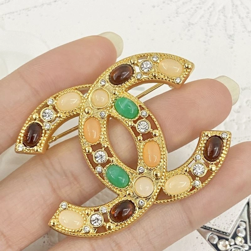 Chanel Brooches Resilient 230276