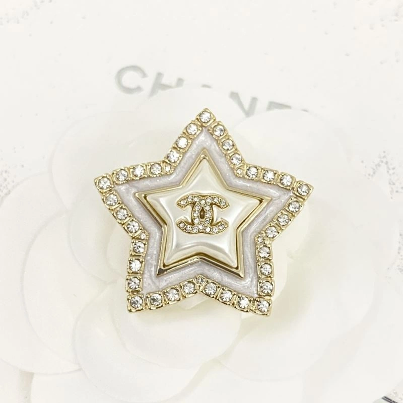 HighPerformance Chanel Brooches 230279