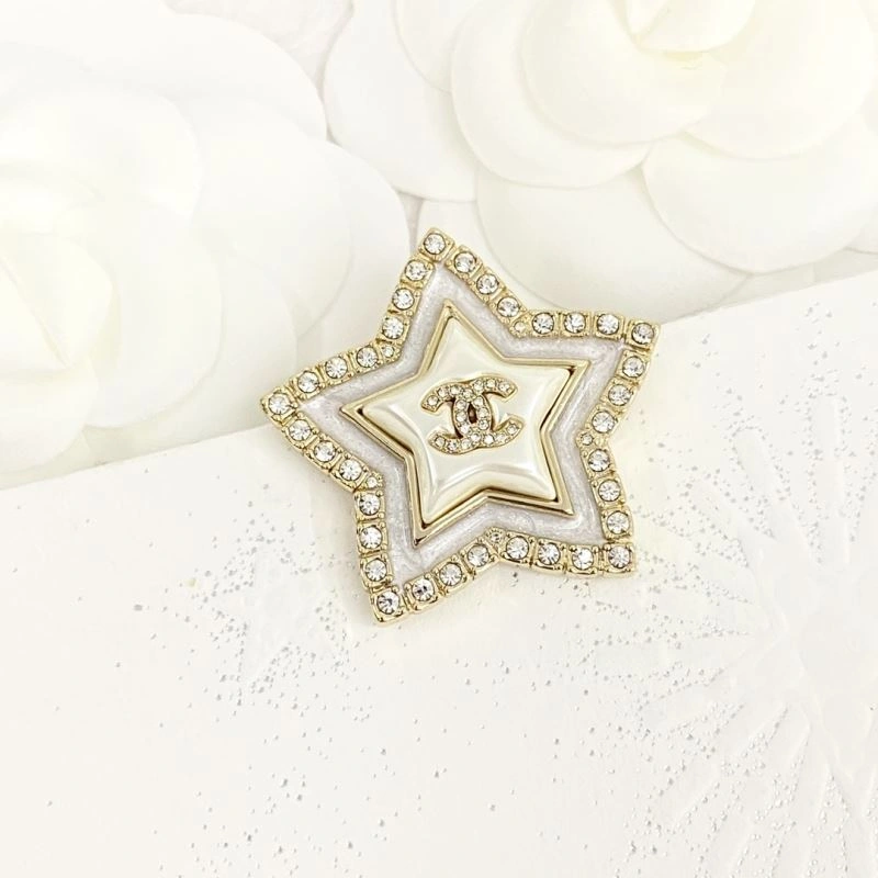 HighPerformance Chanel Brooches 230279
