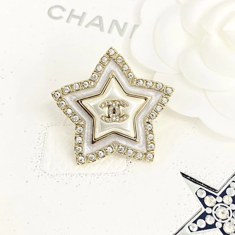 HighPerformance Chanel Brooches 230279
