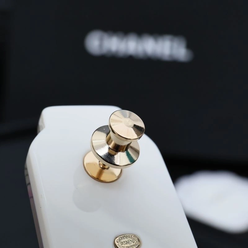 Chanel Brooches StreetReady 230292