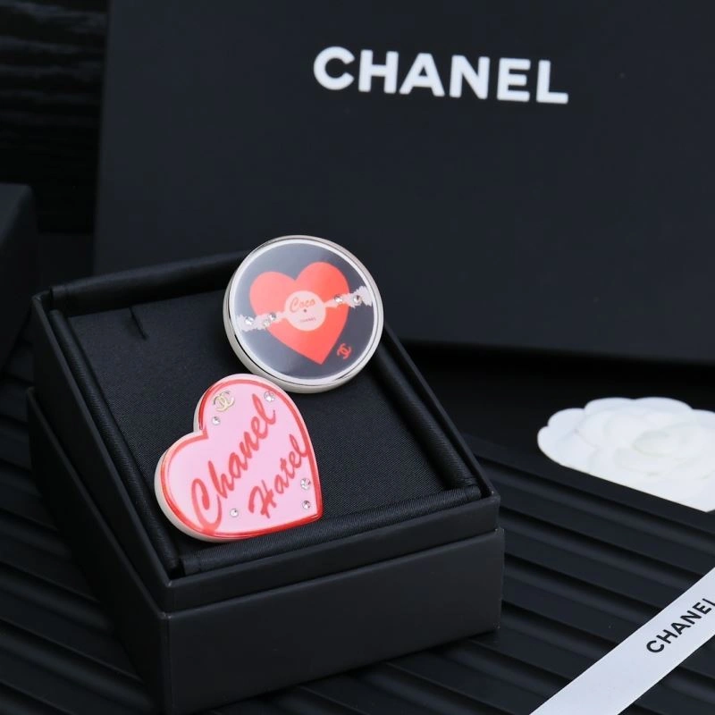 ComfortFit Chanel Brooches 230380
