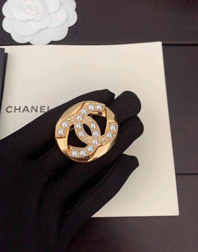 GoAnywhere Chanel Brooches 230290