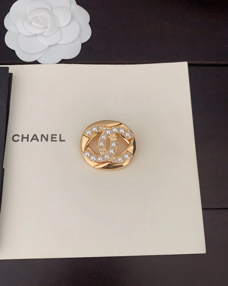 GoAnywhere Chanel Brooches 230290