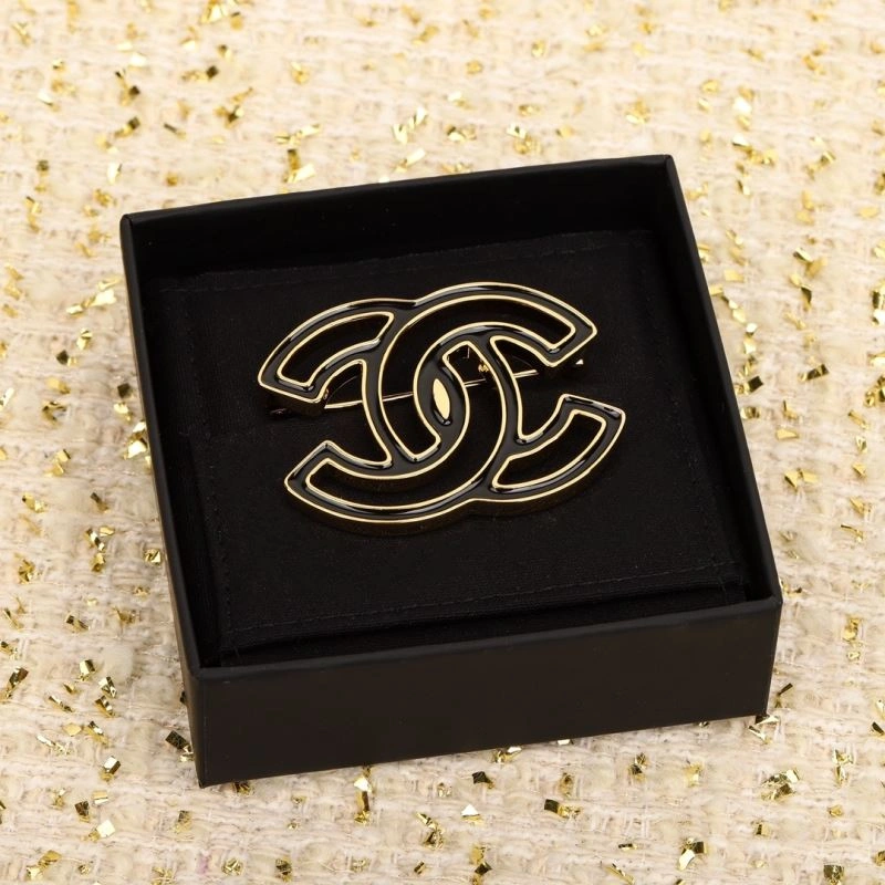Chanel Brooches Functional 230304