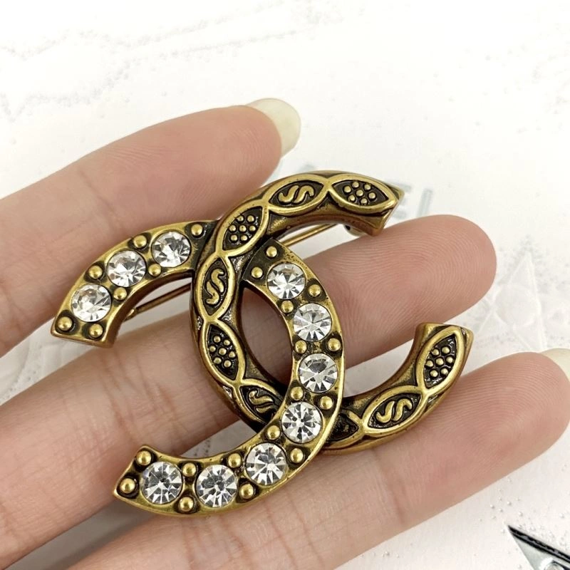 BestValue Chanel Brooches 230263