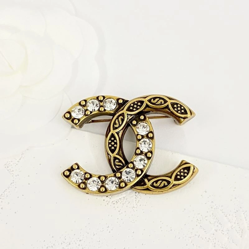 BestValue Chanel Brooches 230263