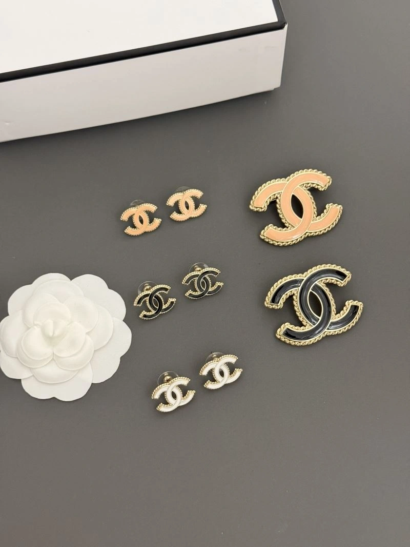 Chanel Brooches Unique 230278