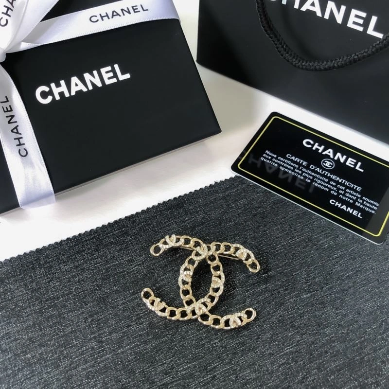 OdorResistant Chanel Brooches 230252