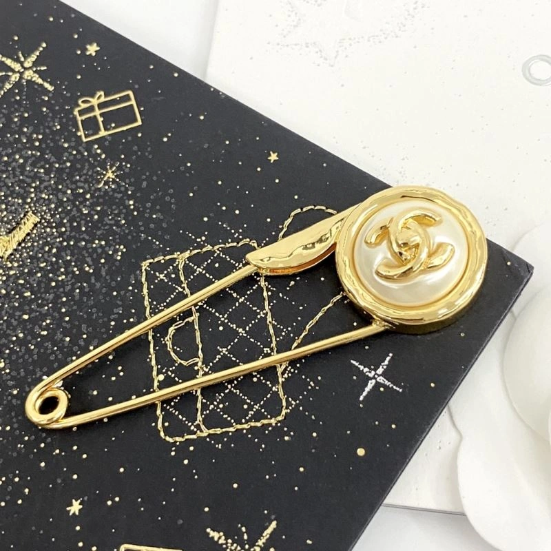 SportInspired Chanel Brooches 230250