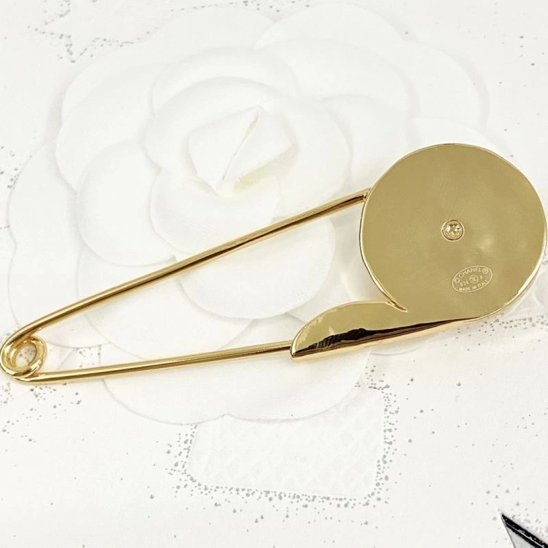 SportInspired Chanel Brooches 230250