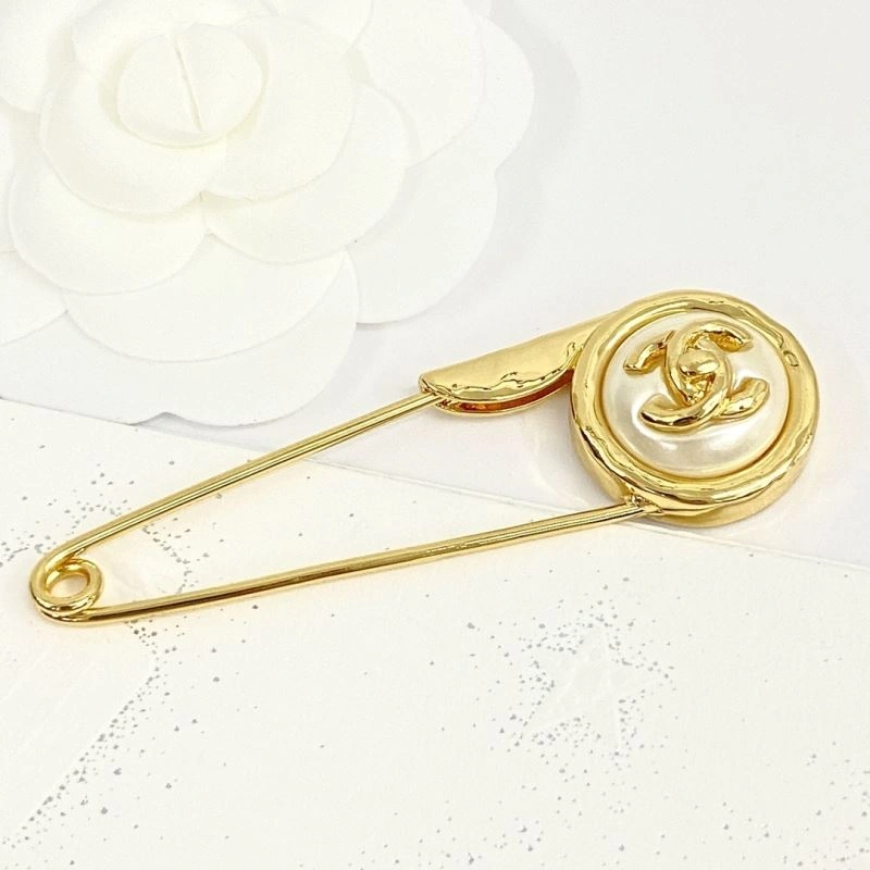SportInspired Chanel Brooches 230250