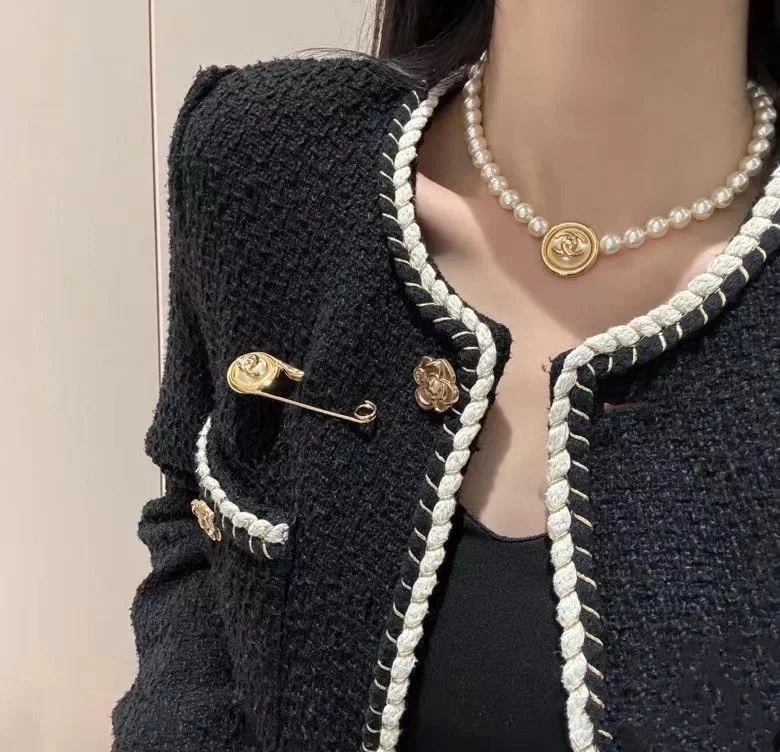SportInspired Chanel Brooches 230250