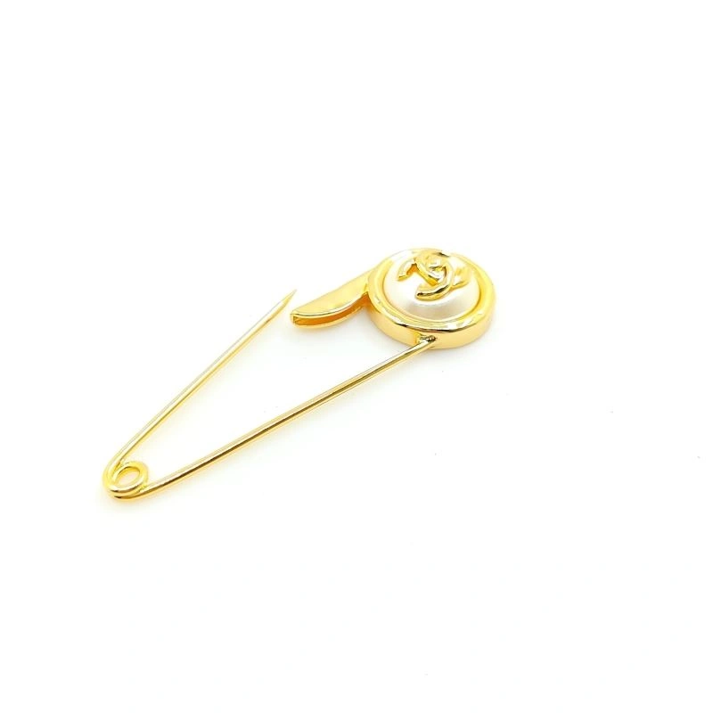 Casual Chanel Brooches 230288