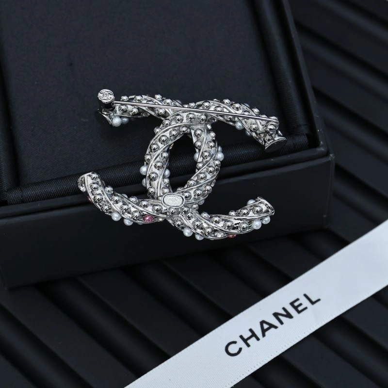Durable Chanel Brooches 230237