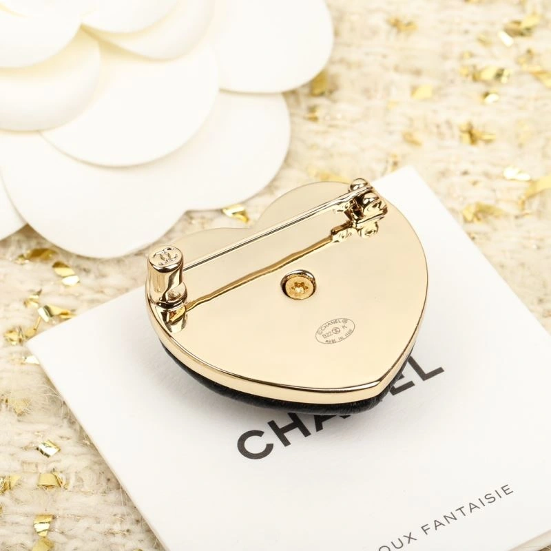 AllSeason Chanel Brooches 230247