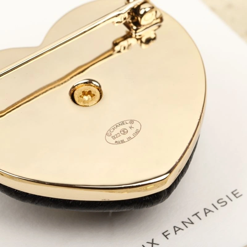 AllSeason Chanel Brooches 230247