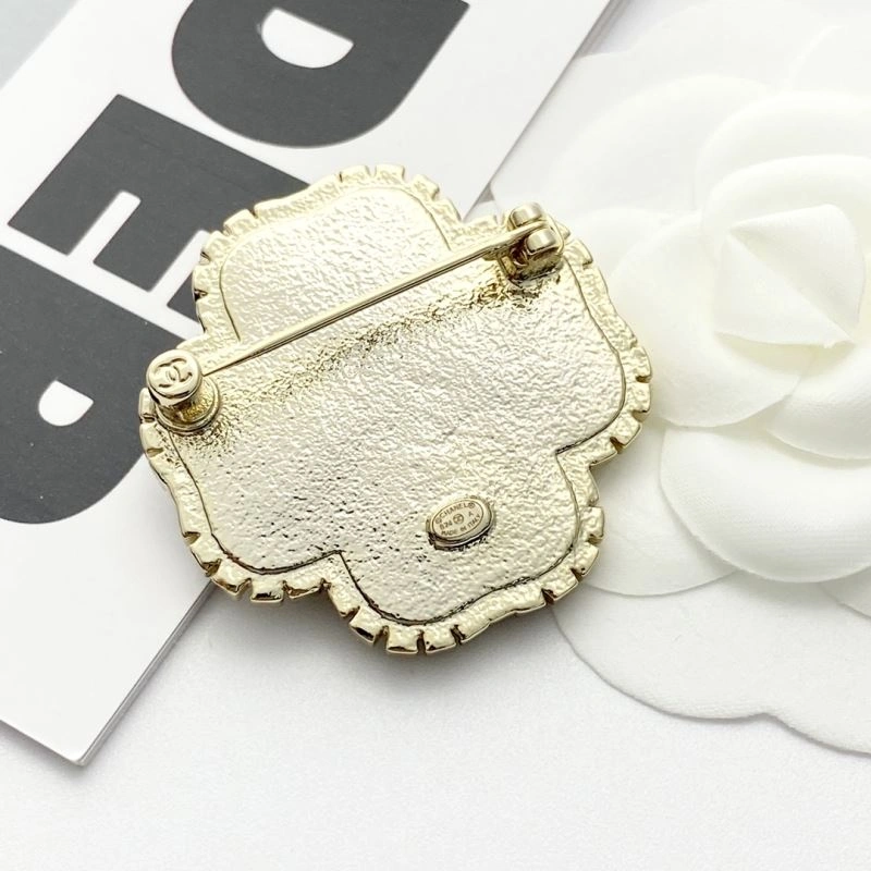Chanel Brooches WellDesigned 230245
