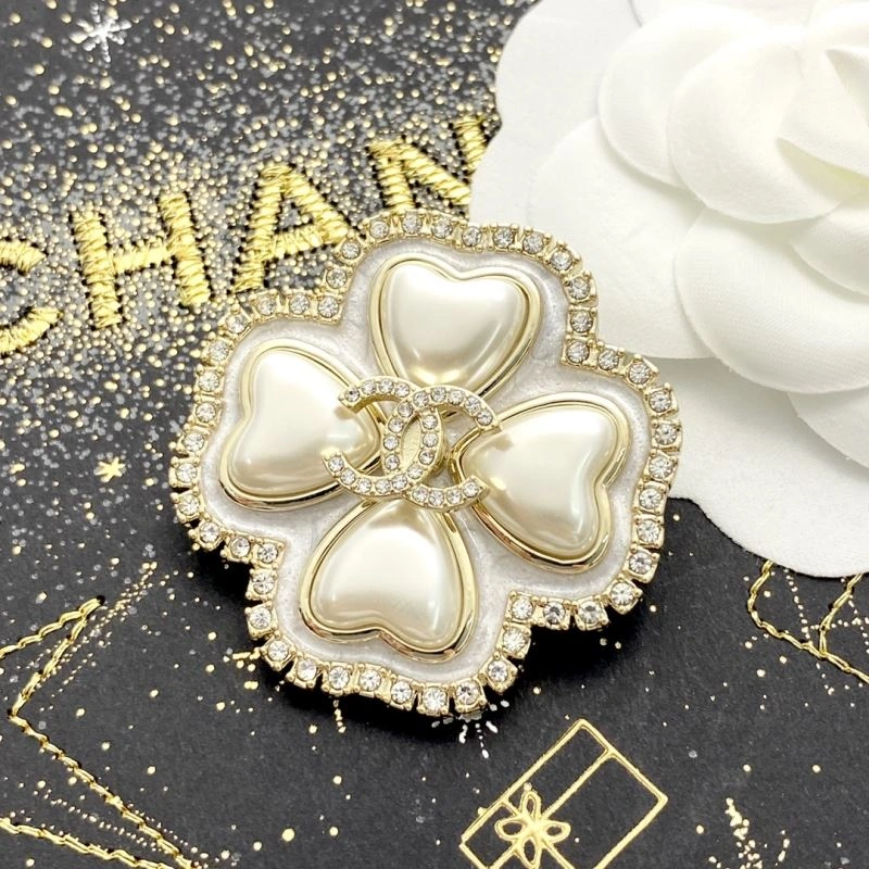 Chanel Brooches WellDesigned 230245