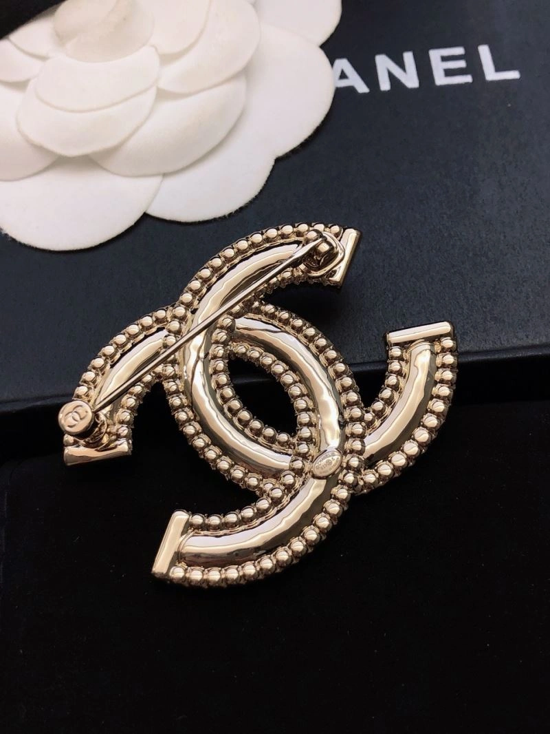 Chanel Brooches EasyMatch 230242