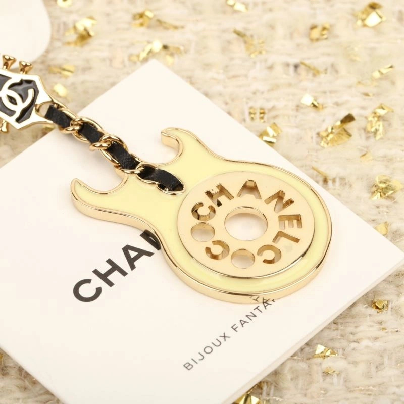 GoodFit Chanel Brooches 230232