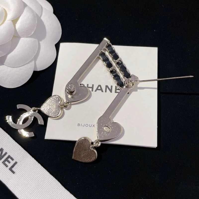 Chanel Brooches WeatherProof 230249