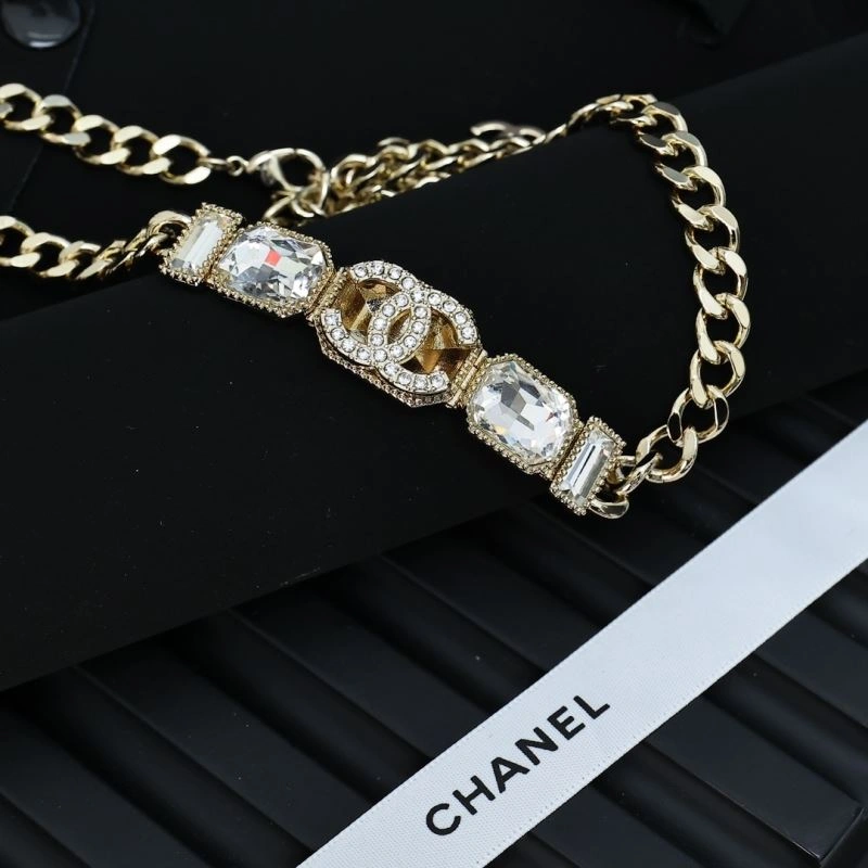 Chanel Brooches Comfortable 230265