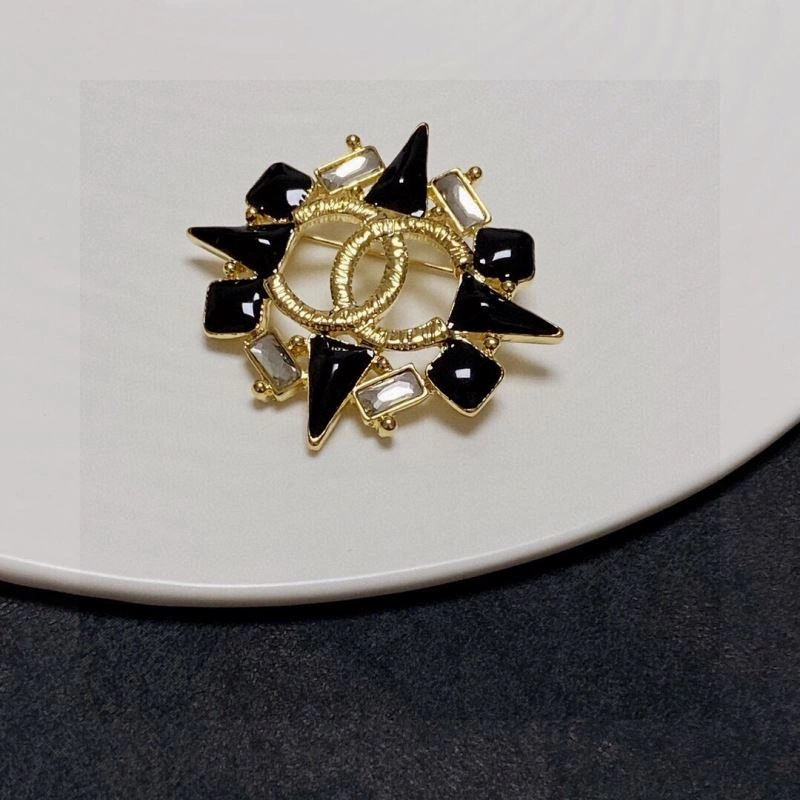 Chanel Brooches EasyMatch 230253
