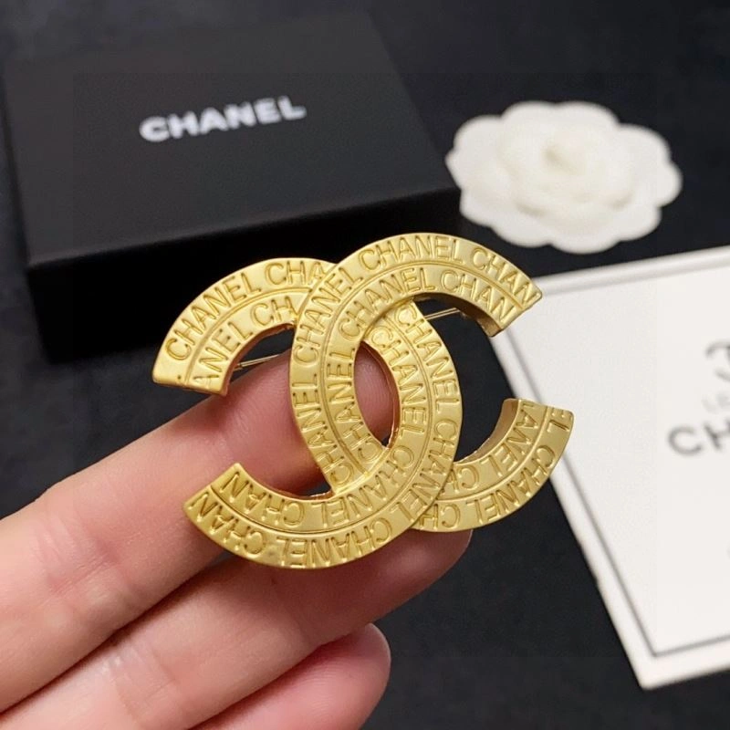 Durable Chanel Brooches 230221