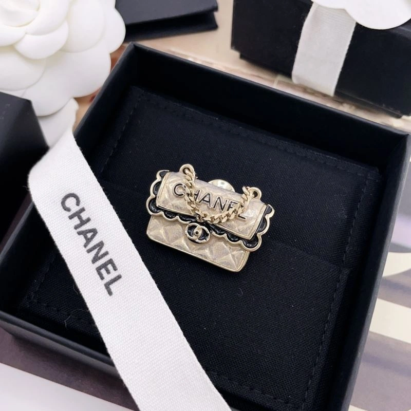 Chanel Brooches SportInspired 230226