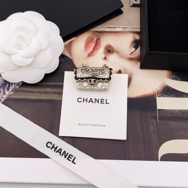 Chanel Brooches SportInspired 230226