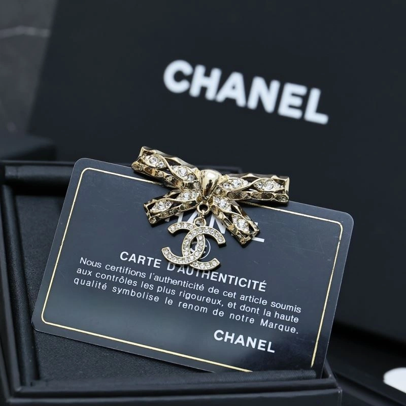SunProtective Chanel Brooches 230240