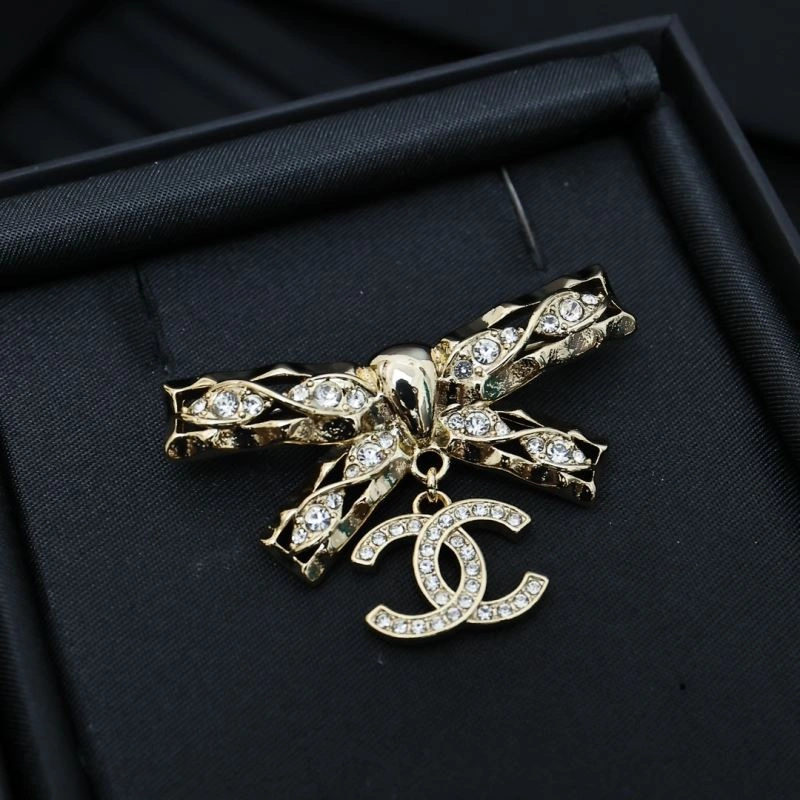 SunProtective Chanel Brooches 230240