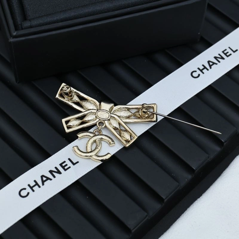 SunProtective Chanel Brooches 230240