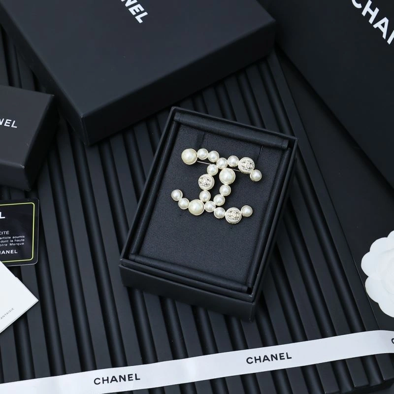 BestValue Chanel Brooches 230218