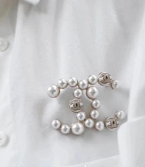 BestValue Chanel Brooches 230218