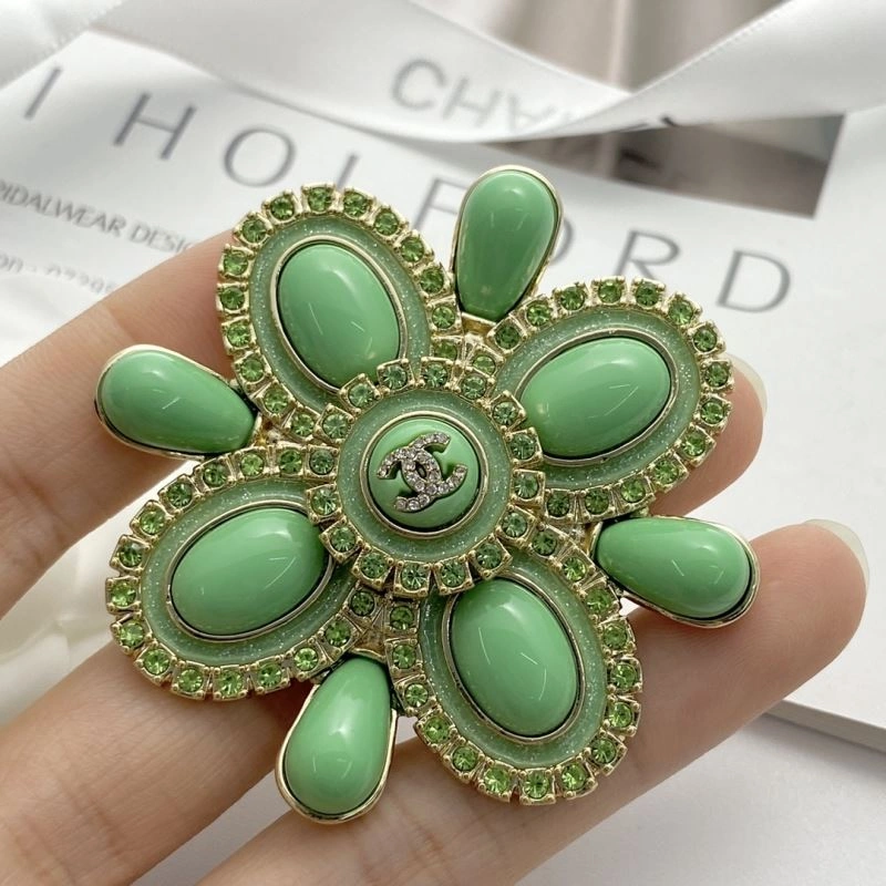 Chanel Brooches Sophisticated 230341