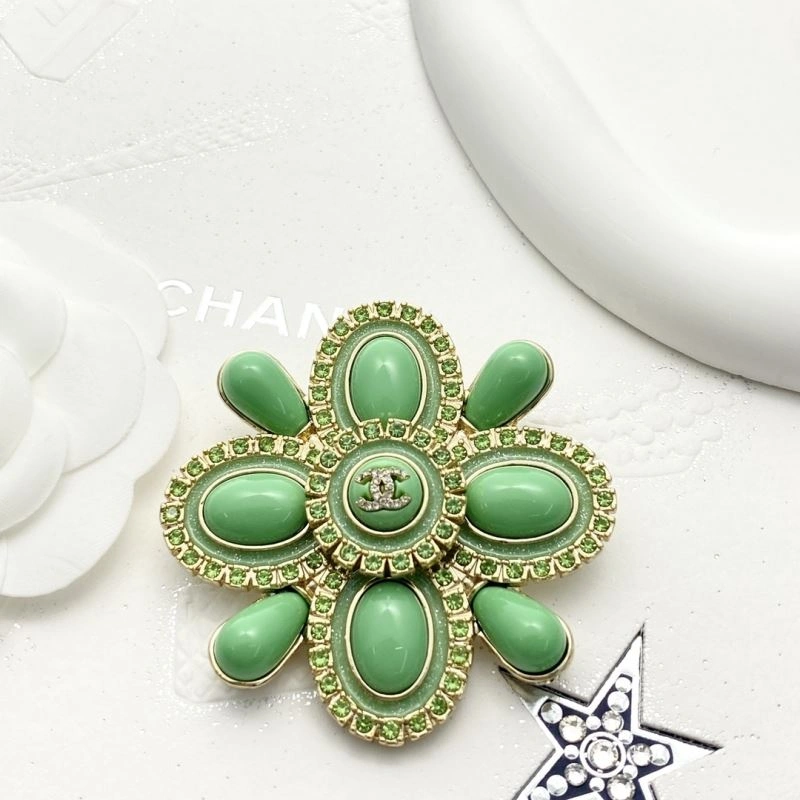 Chanel Brooches Sophisticated 230341
