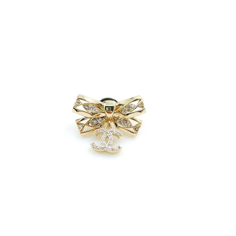 Vibrant Chanel Brooches 230230