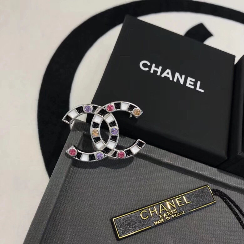 Chanel Brooches Supportive 230213