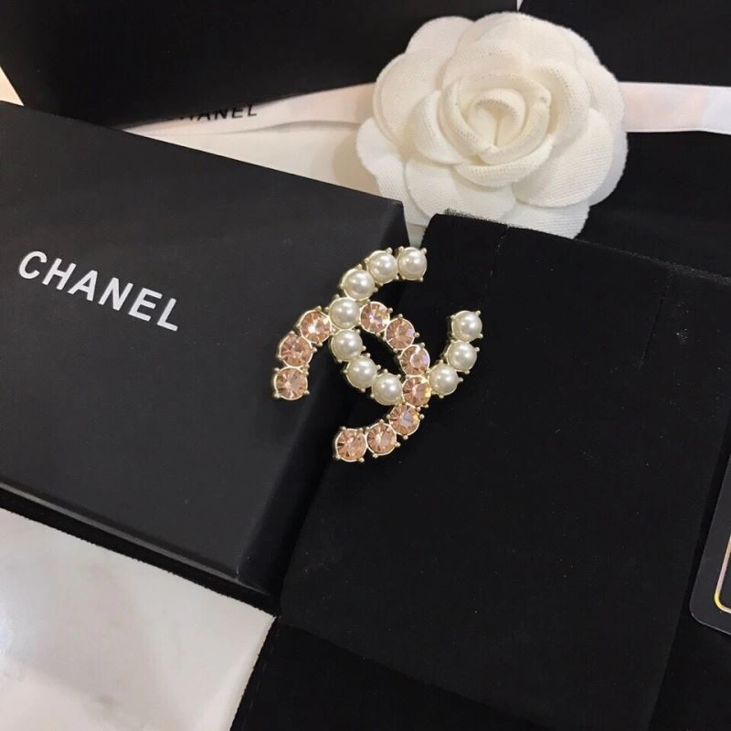 Flexible Chanel Brooches 230222