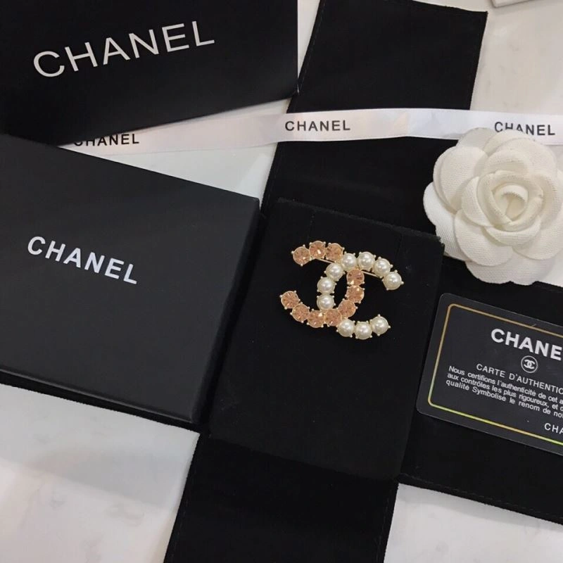 Flexible Chanel Brooches 230222