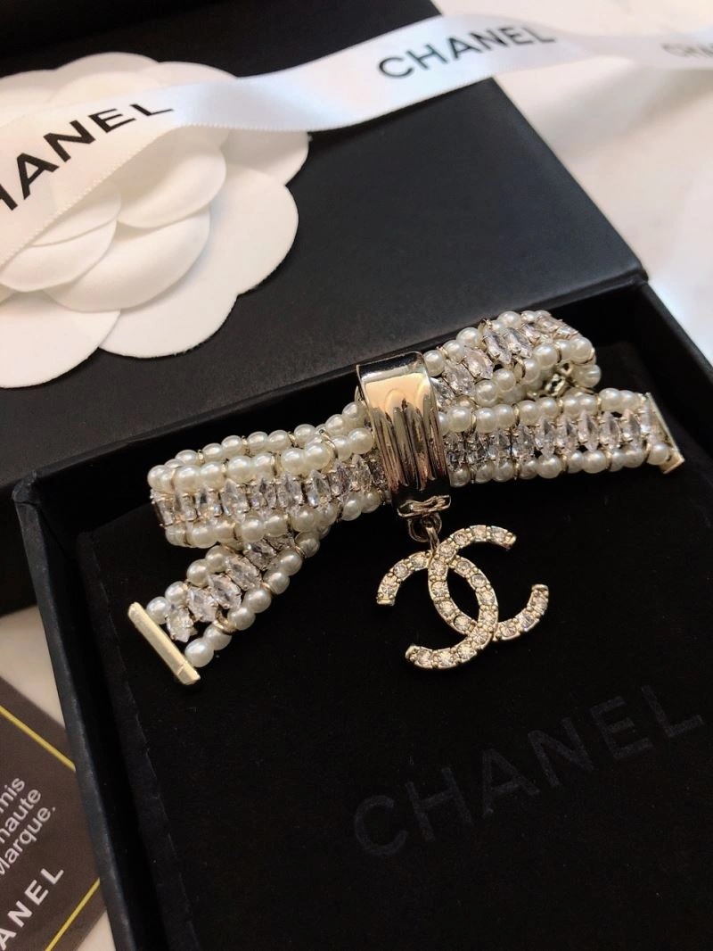 Trendsetting Chanel Brooches 230214