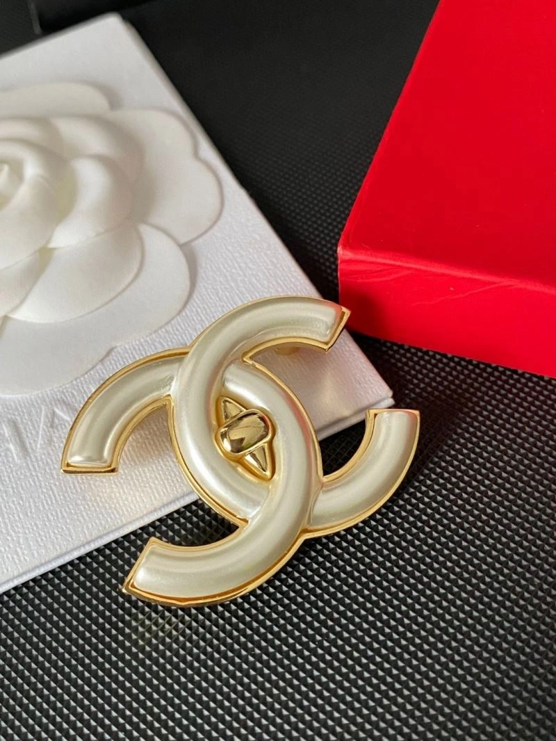 Chanel Brooches Sustainable 230254