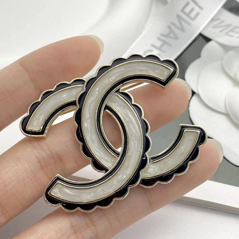 Chanel Brooches Premium 230220