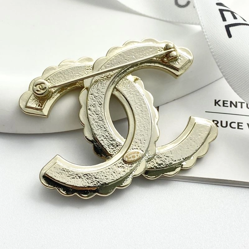 Chanel Brooches Premium 230220
