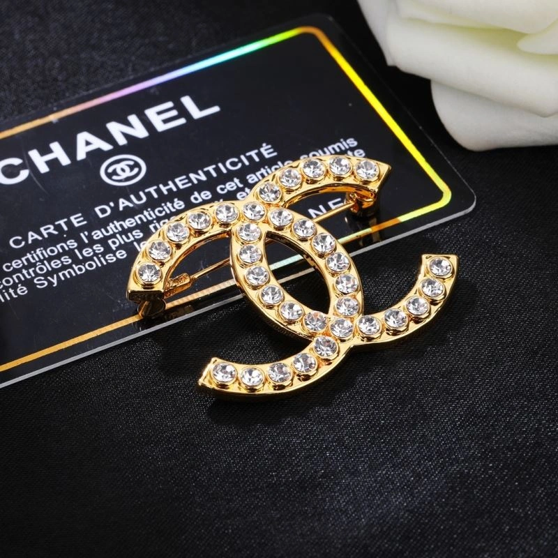 SoftTouch Chanel Brooches 229295
